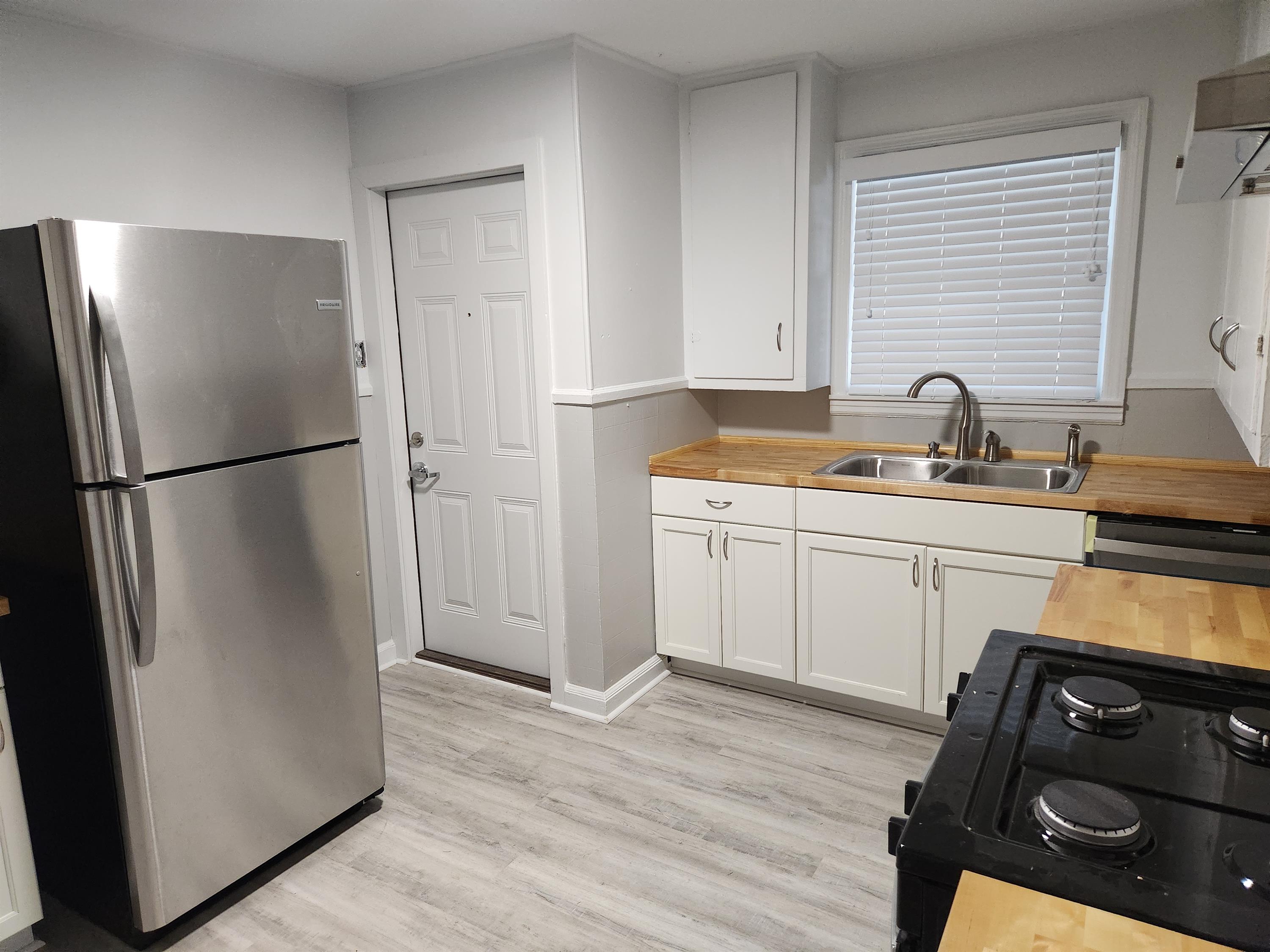151 S Green St Unit 4