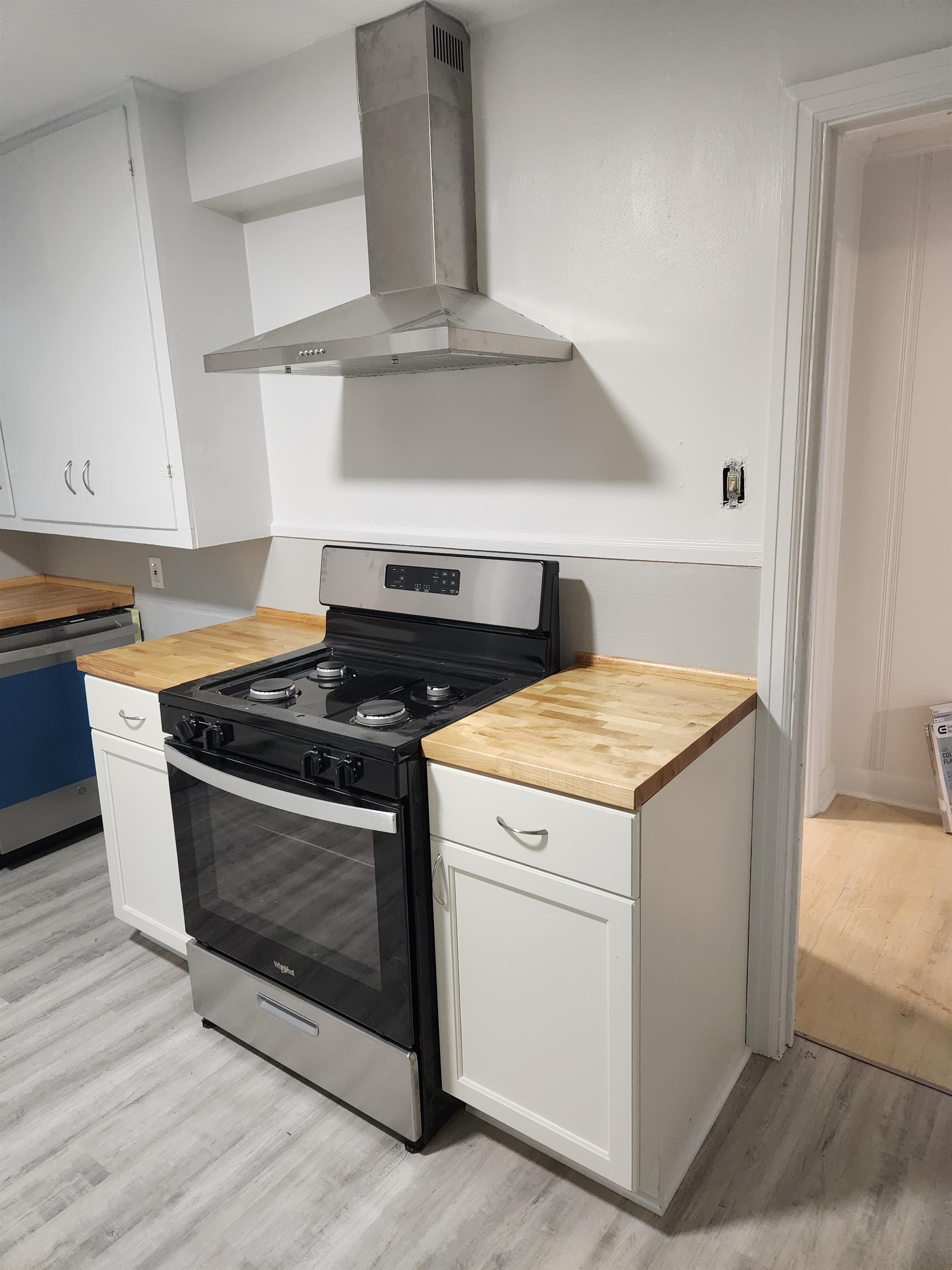 151 S Green St Unit 4